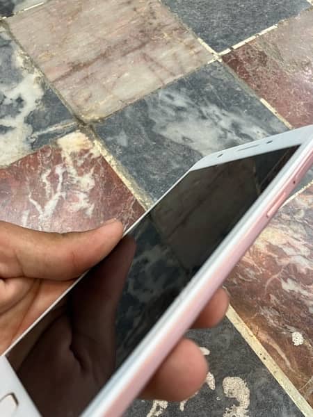 Oppo f1s 10 by 10 condition P T A Approved, phone number /03260229598 3