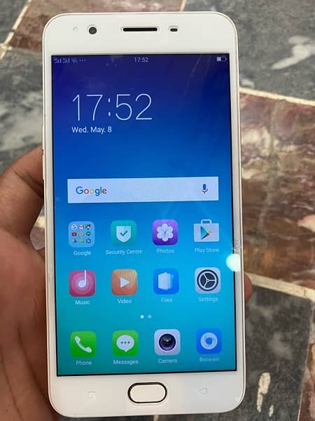 Oppo f1s 10 by 10 condition P T A Approved, phone number /03260229598 9