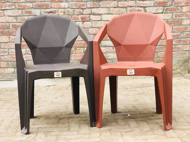 all kind of chair  available in Gujranwala 1