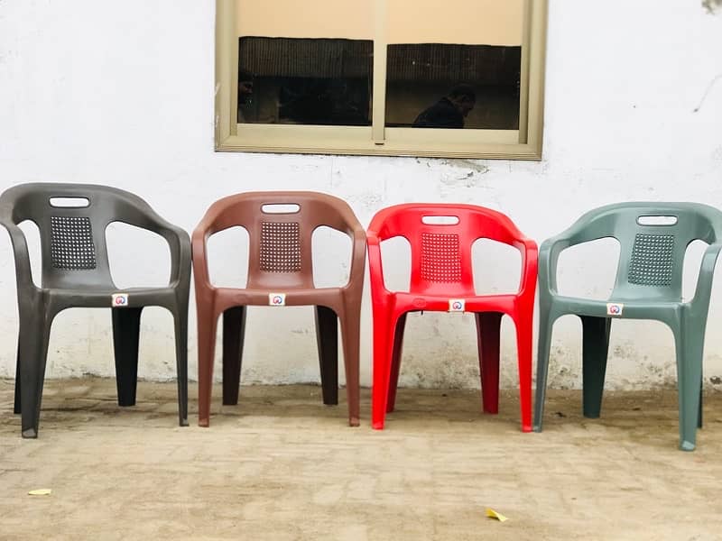 all kind of chair  available in Gujranwala 2