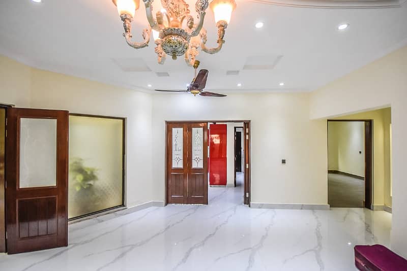 Dha Lahore 1 Kanal Mazhar Munir Design House With 100% Original Pics Available For Rent 40
