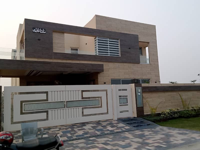 Dha Lahore 1 Kanal Brand New Mazhar Munir Design House With 100% Original Pics Available For Rent 1