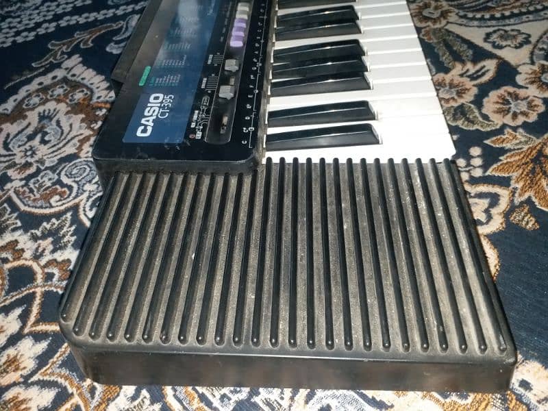 Casio piano keaboard  for sell 1