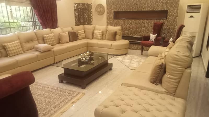D H A Lahore 1 Kanal Mazher Munir Design House With Full Furnished With 100% Original Pics Available For Rent 40
