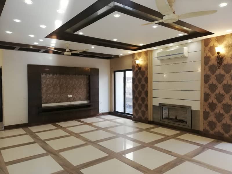 D H A Lahore 1 Kanal Faisal Rasool Design House With 100% Original Pics Available For Rent 8