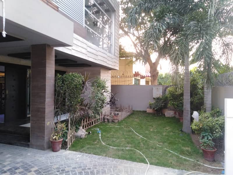D H A Lahore 1 Kanal Mazher Munir Design House With 100% Original Pics Available For Rent 1