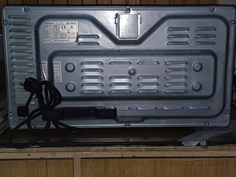 Microwave Signature SET FS25 oven for sale 4
