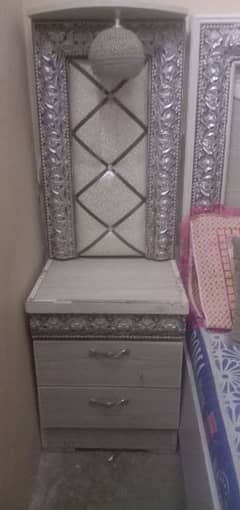 Bed, Side Table & Dressing Table