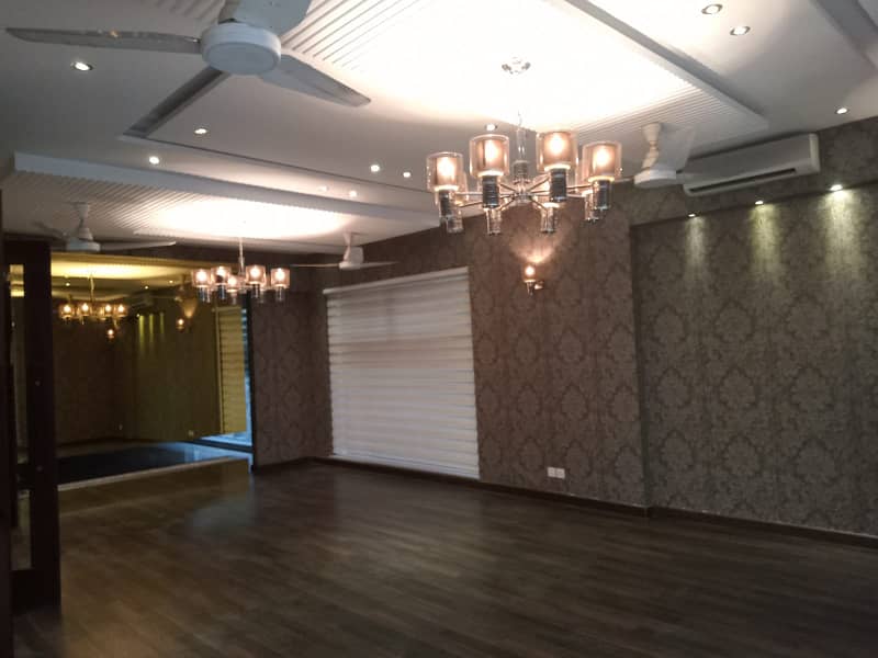 D H A Lahore 1 Kanal Mazher Munir Design House With 100% Original Pics Available For Rent 32