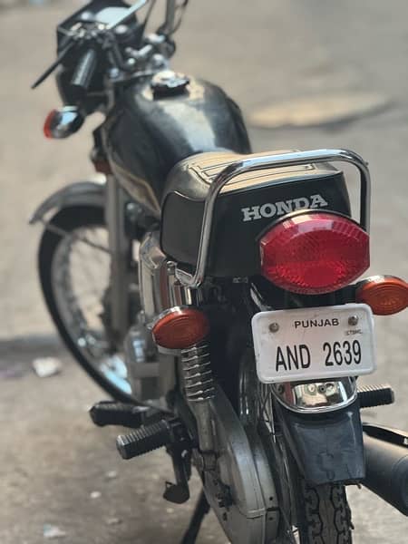 HONDA 125 SE 0