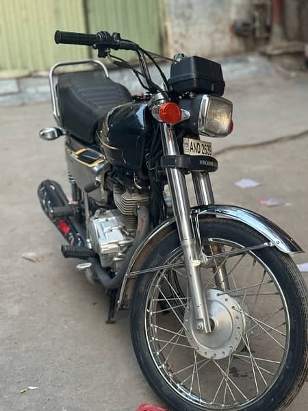 HONDA 125 SE 2