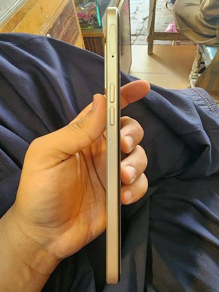 Oppo f21 pro condition good 3