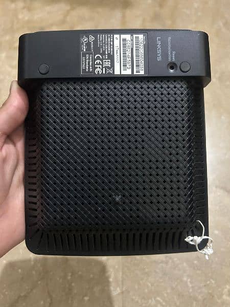 LINKSYS e1200 router 2