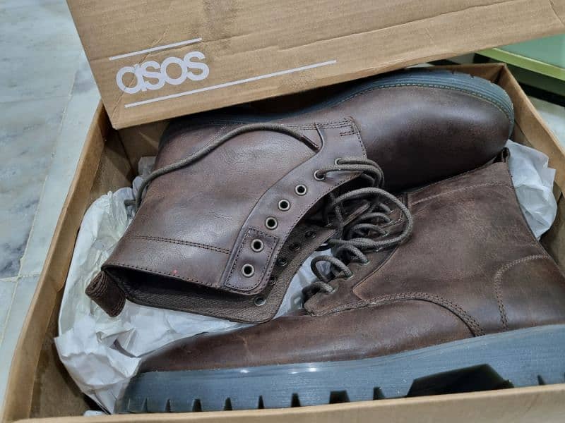 Brand new ASOS Design lace up boots in brown leather 0
