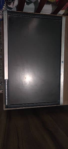 hp monitor for sale 2