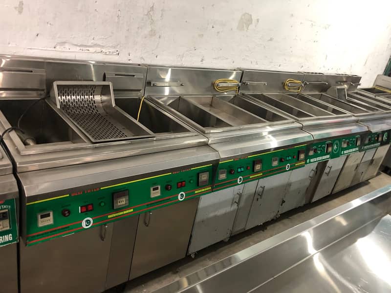 deep fryer, prep table, delivery bags, char coal grill, pizza oven 0