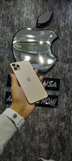 I Phone 11 Pro Max Golden