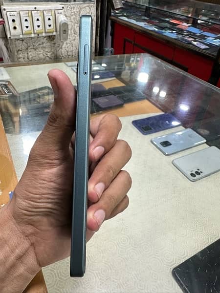 Redmi note 13 pro 12/512 GB with box and charger 6