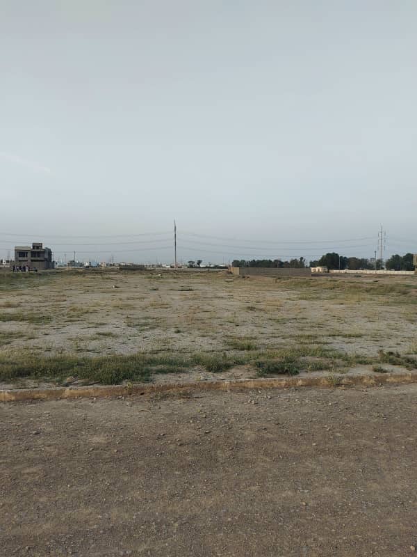 Pir Ahmed Zaman Town Corner+40 Feet Wide Road Plot For Sale Ready To Possession 5