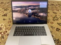 Macbook Pro 2017 (Quad Core)