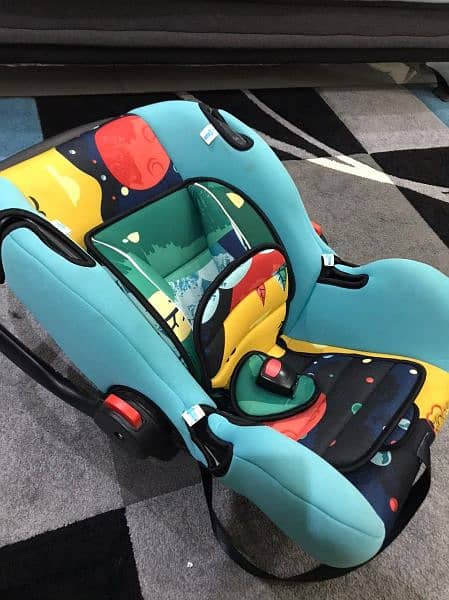 NEW Baby car seat / baby cort - 03164801794 1