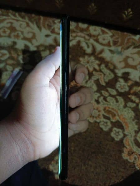 Samsung galaxy S9 Plus 64gb Not a single scratch 2
