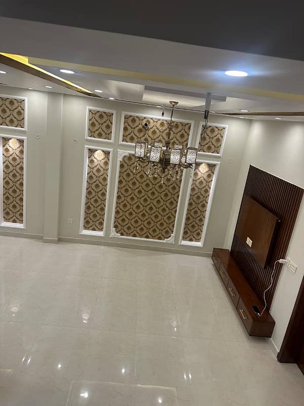 5 Marla Brand New Lavish House For Sale In Lake City - Sector M-7 Lake City Raiwind Road Lahore 3
