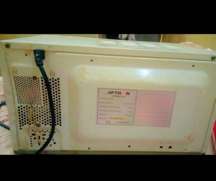 Electric Microwave Oven for sale. . 3