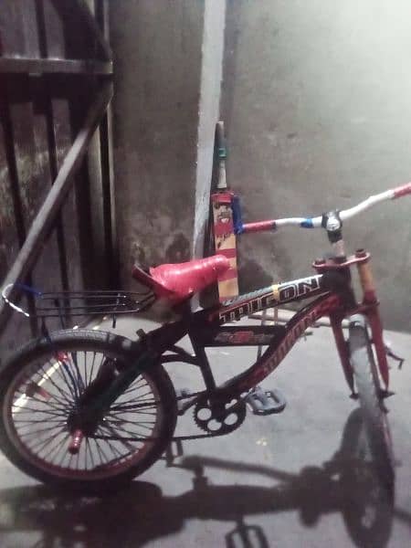 bicycle in good condition 0