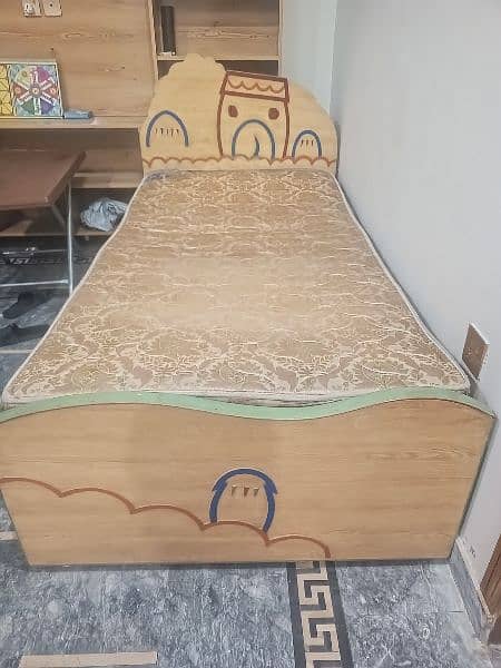 Single bed is available for sale 1