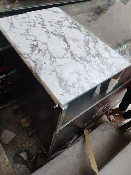 ,table,mirror 1