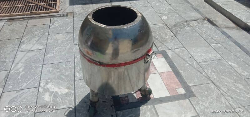 Hand made Tandoor in a Average condition 1
