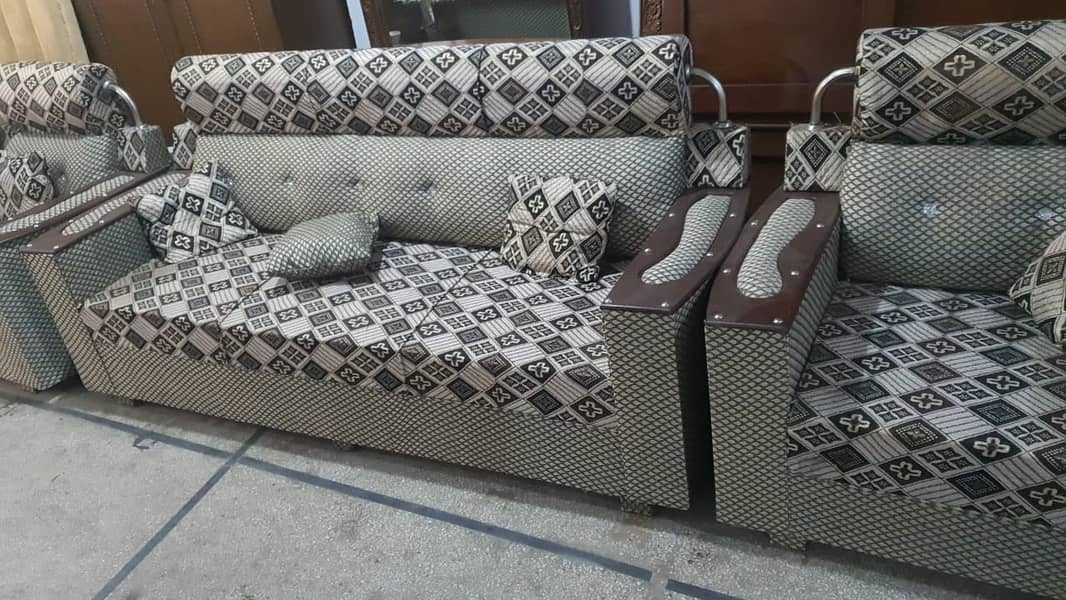 5 Seater Sofas For sale 5