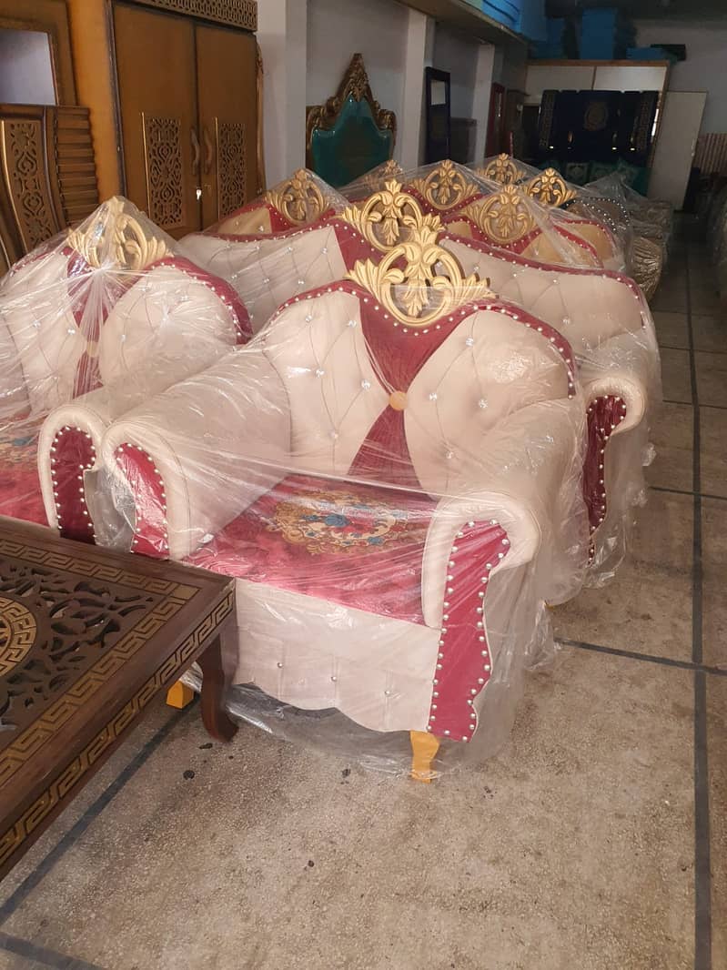 5 Seater Sofas For sale 13