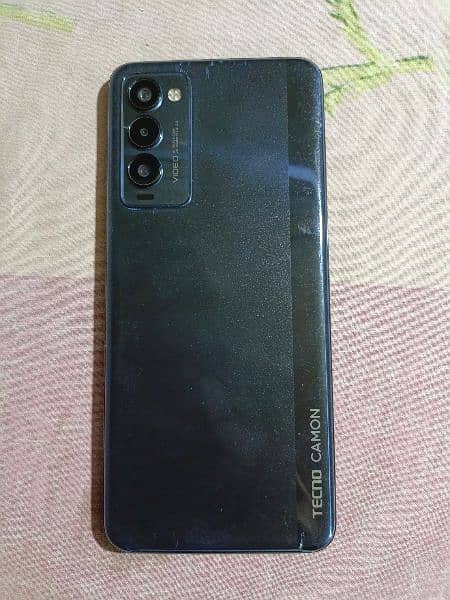 Tecno Camon 18p 0