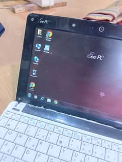 Asus Eee PC. mini laptop 2gb ram. 80 gb rom