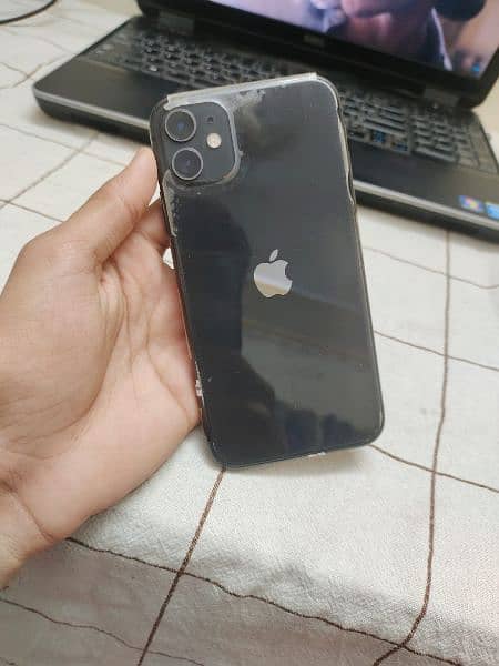 Iphone 11 64GB JV Black Color 5