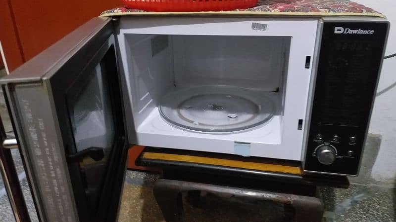 Microwave oven 1