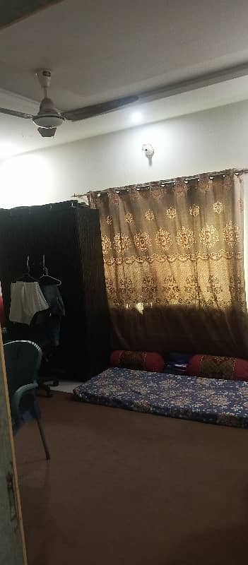 flat for rent for bachelor's neat condition 2