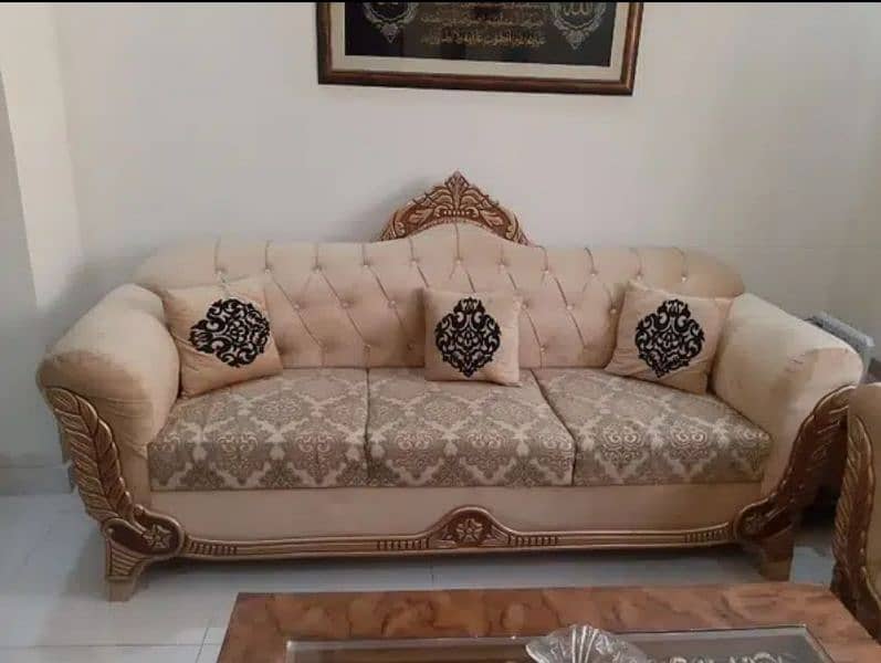 6  seater sofa Set condition neat 0
