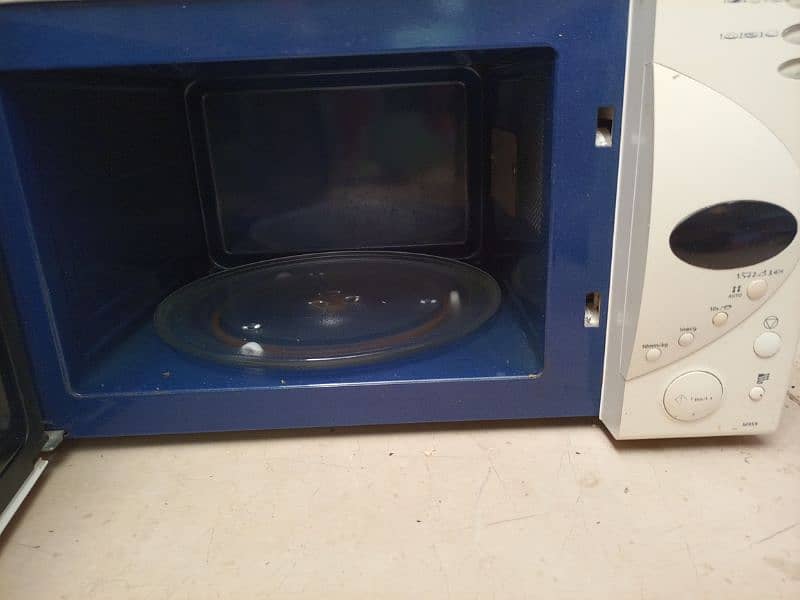 Samsung Microwave for sale 0