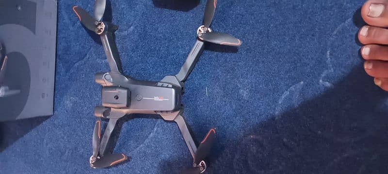 DRONE CAMERA NEW  BARAND 10/10 CONDITION NO PROBLEM 1