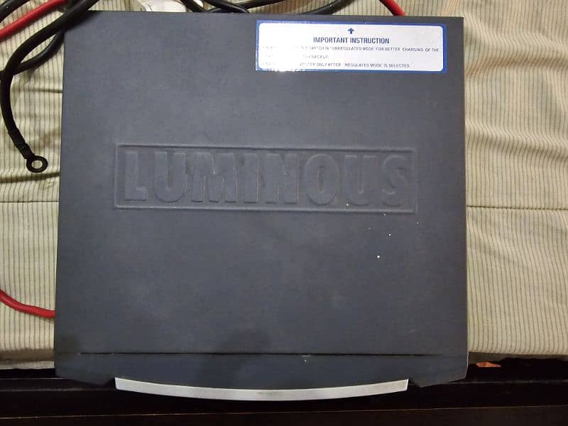 Luminous UPS 900VA/12Volt 1