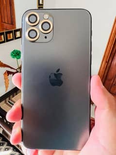 iPhone 11pro 512gb 10/10 condition for sale