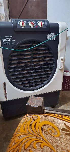 Full size Air cooler model 5000 Horizon very good condition 5