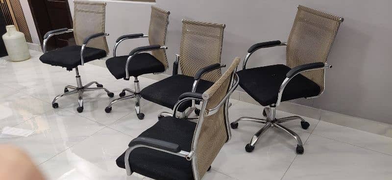 office computer chairs for Sale. 1