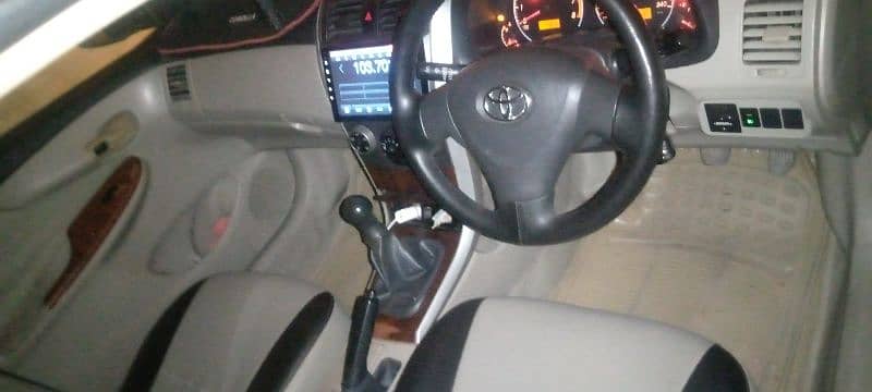Toyota Corolla GLI 2013 6