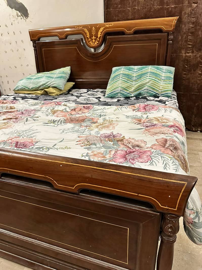 Pure Sheesham bed with 2 side tables and only mirror - Urgent Sale - 1