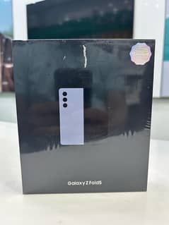 Samsung Galaxy Z Fold 5 12gb 256gb pta approved Box pack