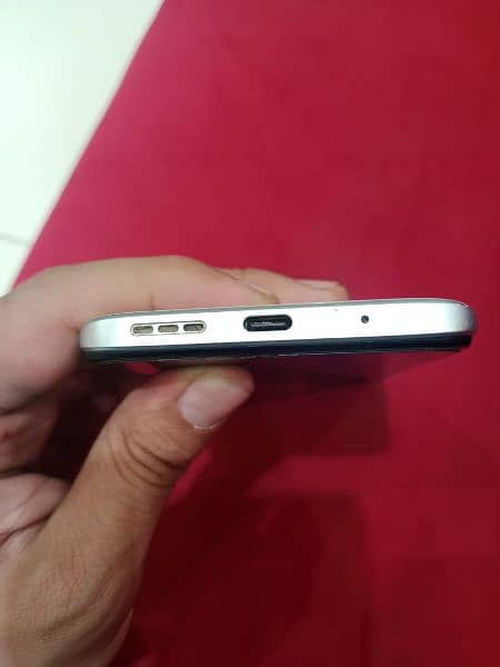 Xiaomi Redmi 10 White color 6 128 Mobile and Box. 4